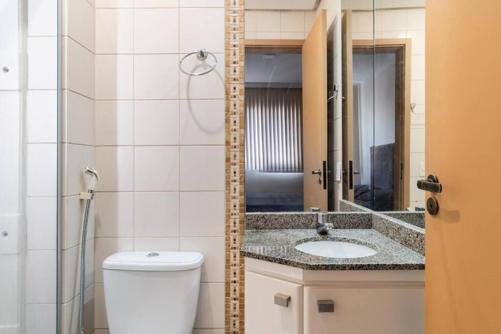 Ap 2 Qtos, Estacao Aguas Claras Ate 6 *